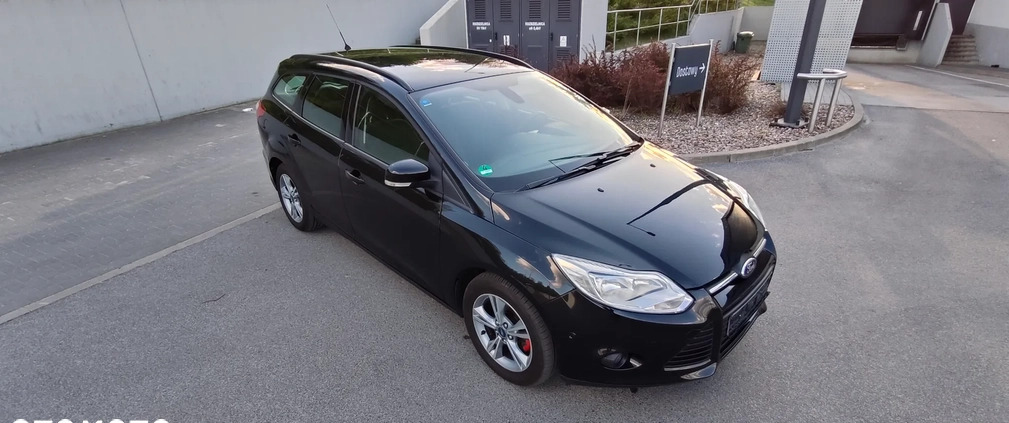 Ford Focus cena 21500 przebieg: 147000, rok produkcji 2013 z Warta małe 211